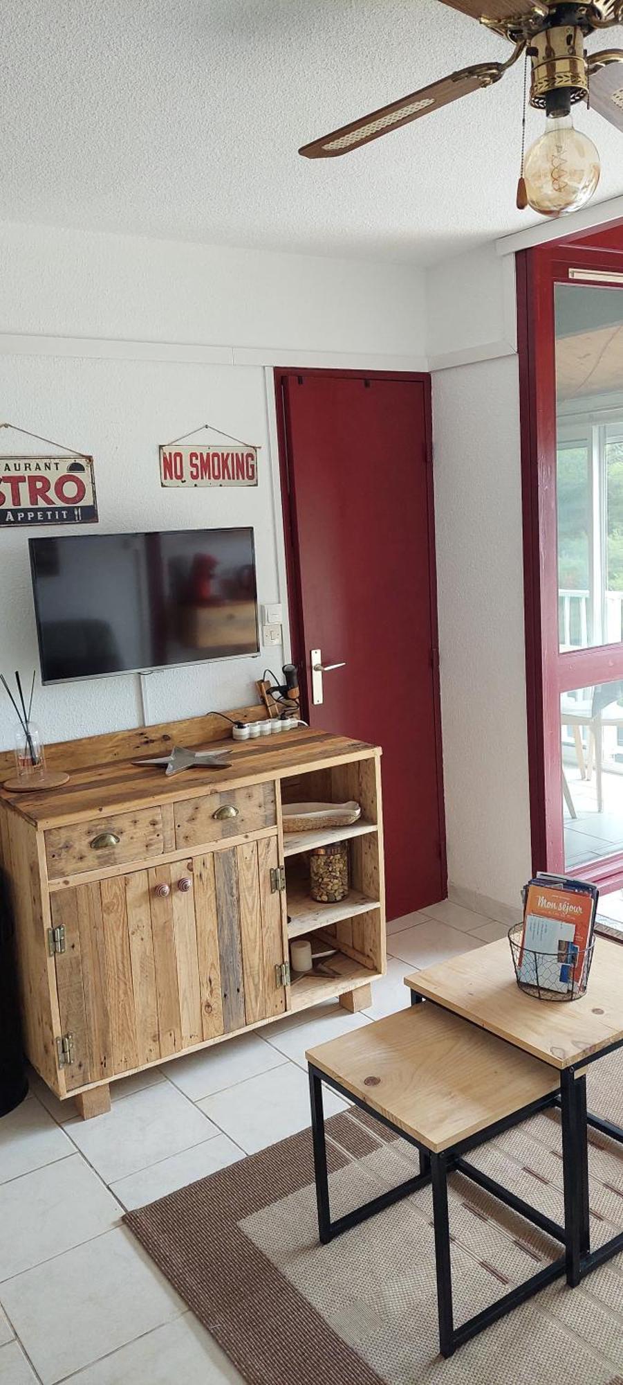 T1 A 100m De La Apartment *